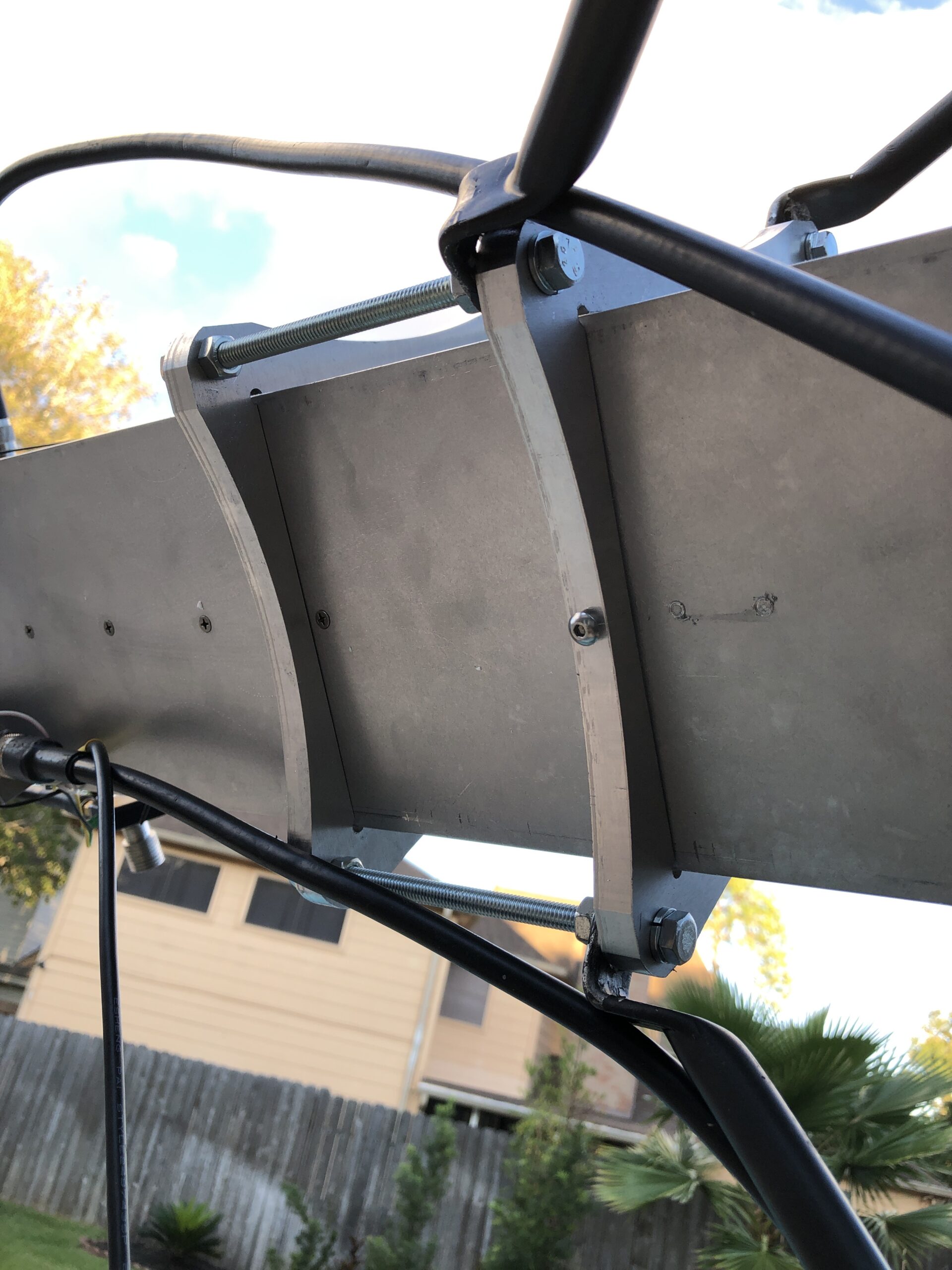 Septum Feed Brackets